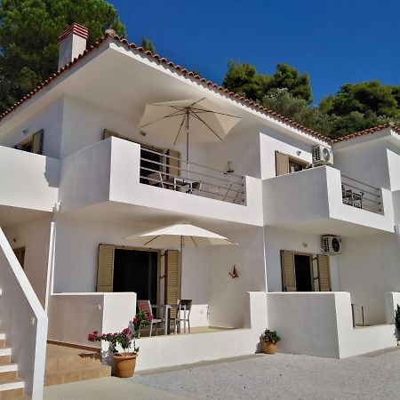 Skiathos Lagoterra Apartments ภายนอก รูปภาพ