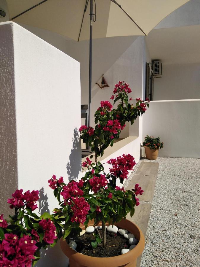 Skiathos Lagoterra Apartments ภายนอก รูปภาพ
