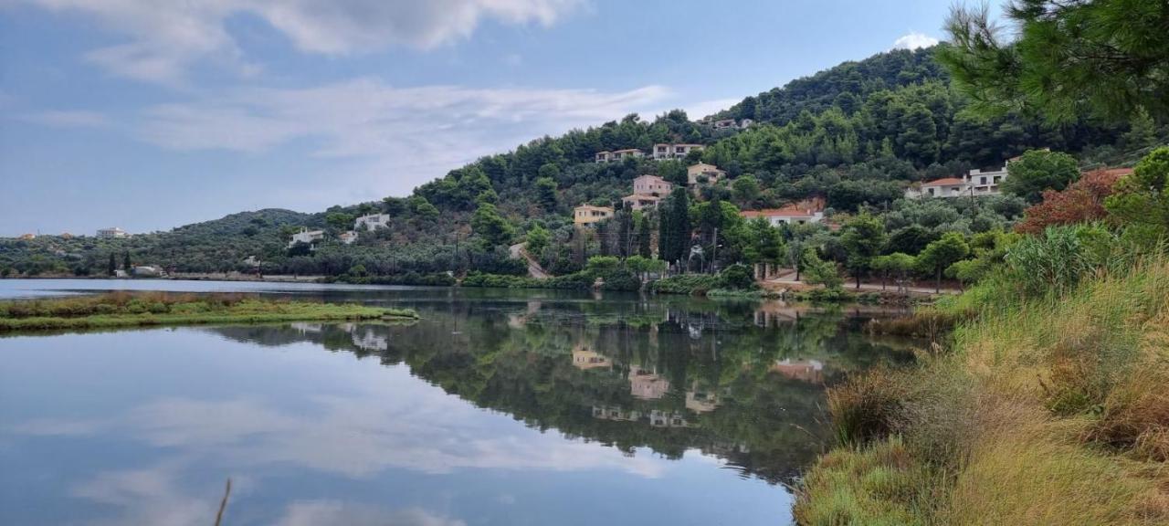 Skiathos Lagoterra Apartments ภายนอก รูปภาพ